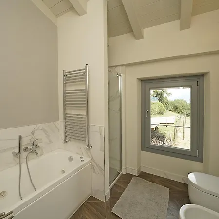 Casa Elena * Muslone
