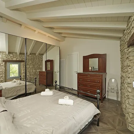 Apartment Casa Elena *