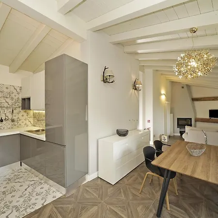 Apartment Casa Elena *