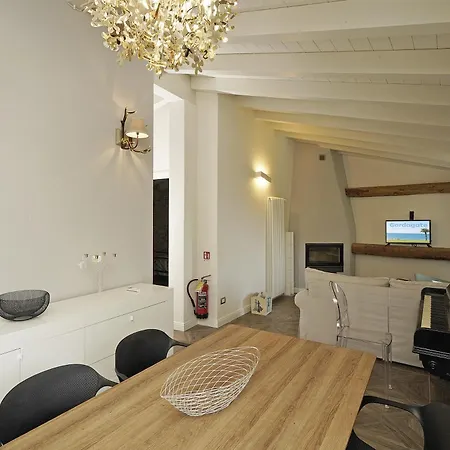 Casa Elena Daire Muslone