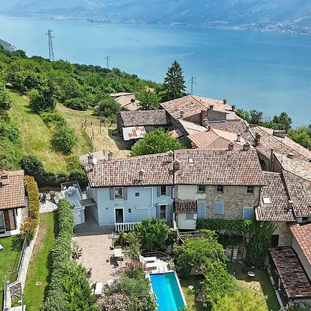 Casa Elena *